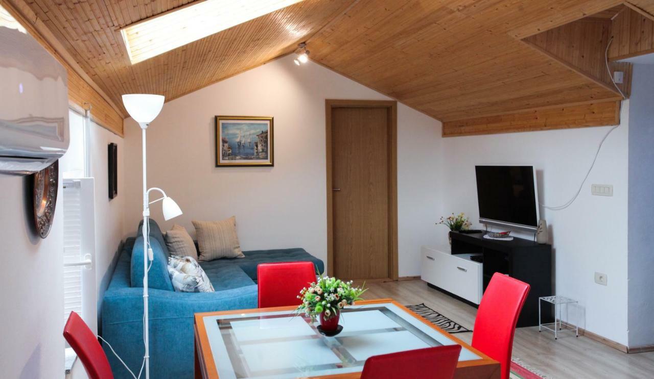 Holiday Homes Mirjana มอชเชนิชกา ดรากา ภายนอก รูปภาพ