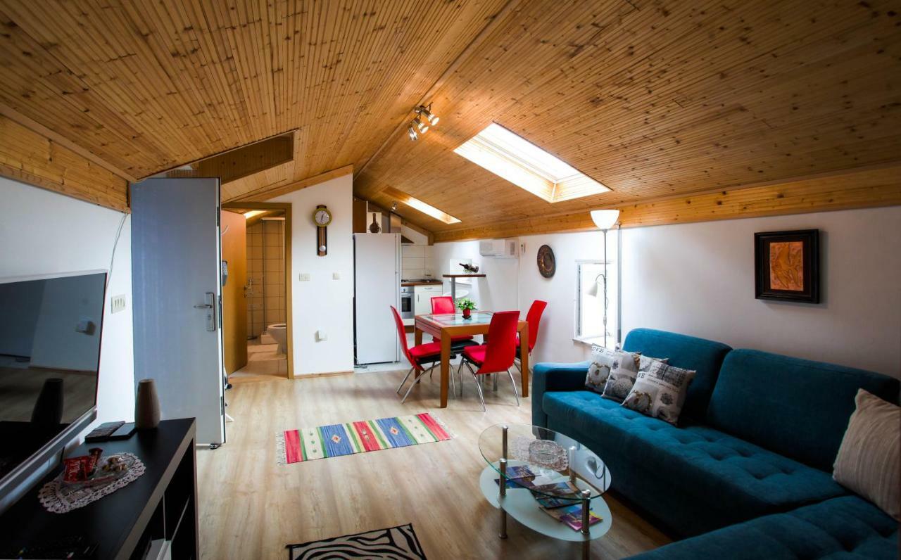 Holiday Homes Mirjana มอชเชนิชกา ดรากา ภายนอก รูปภาพ